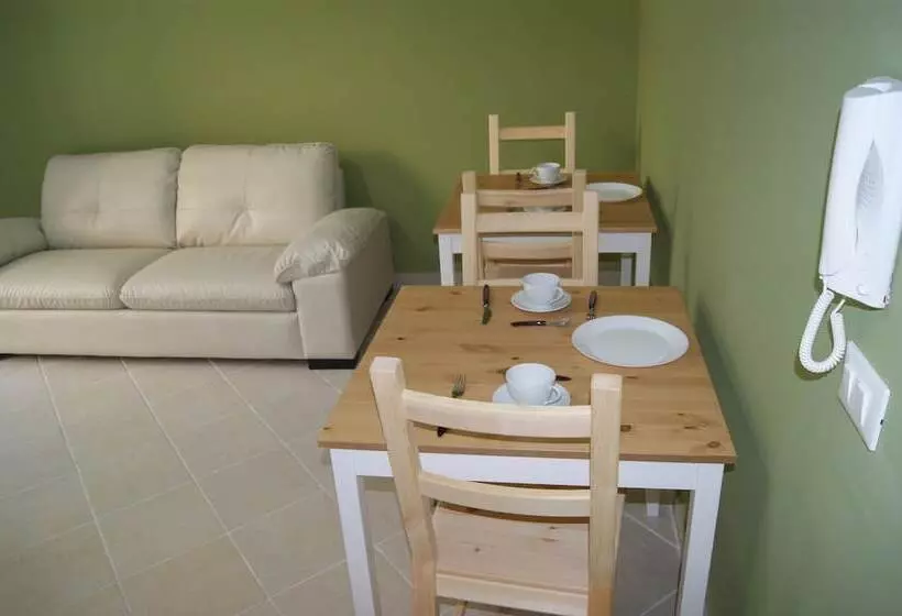 Majatalo Guest House Golfo Xifonio