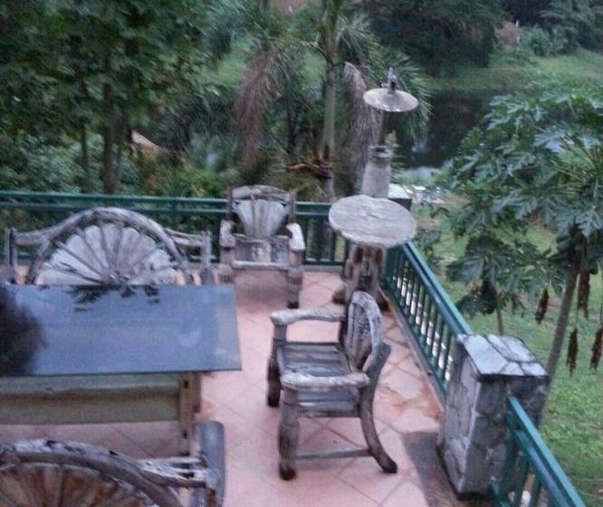 Pensjonat Krisawan Resort