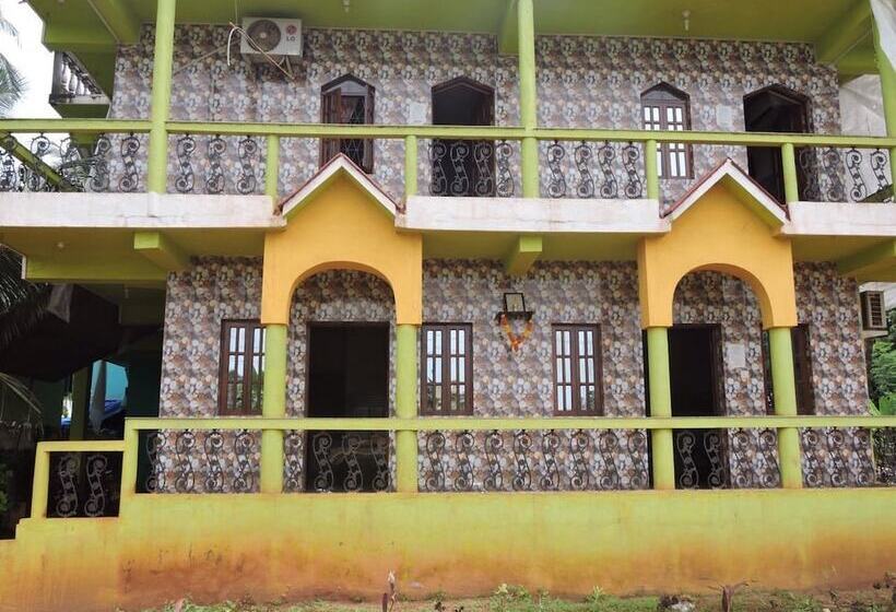 Пансион Monica Guest House