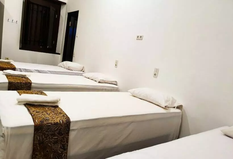 Majatalo Tiongkok Kecil Heritage Lasem