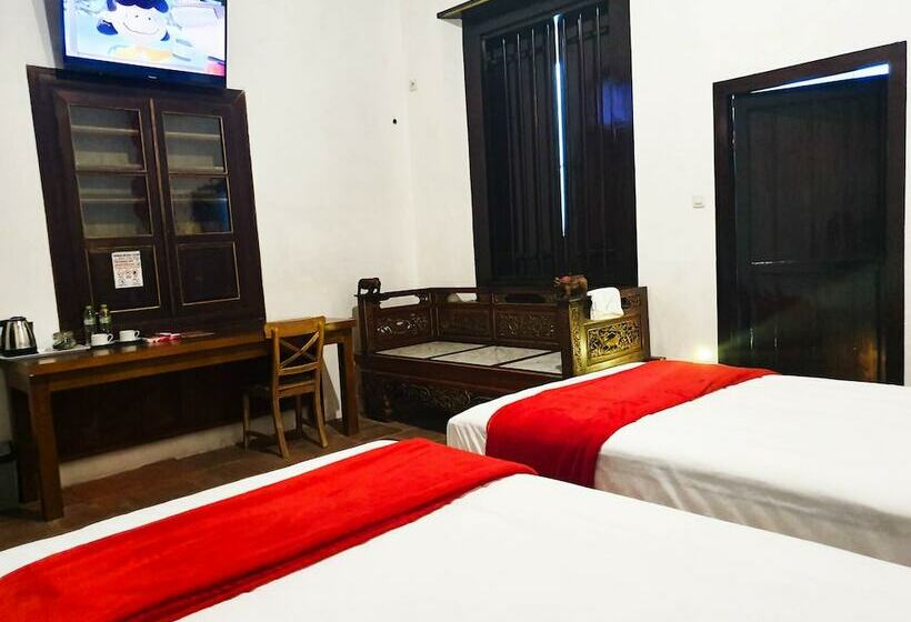 פנסיון Tiongkok Kecil Heritage Lasem