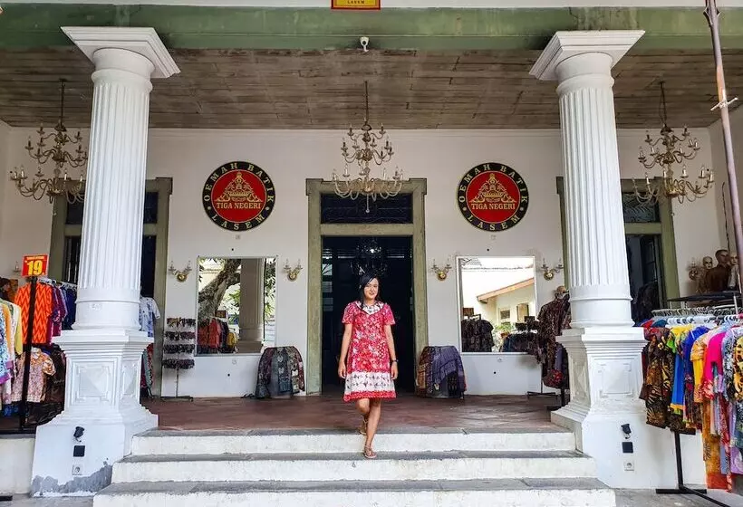 Majatalo Tiongkok Kecil Heritage Lasem