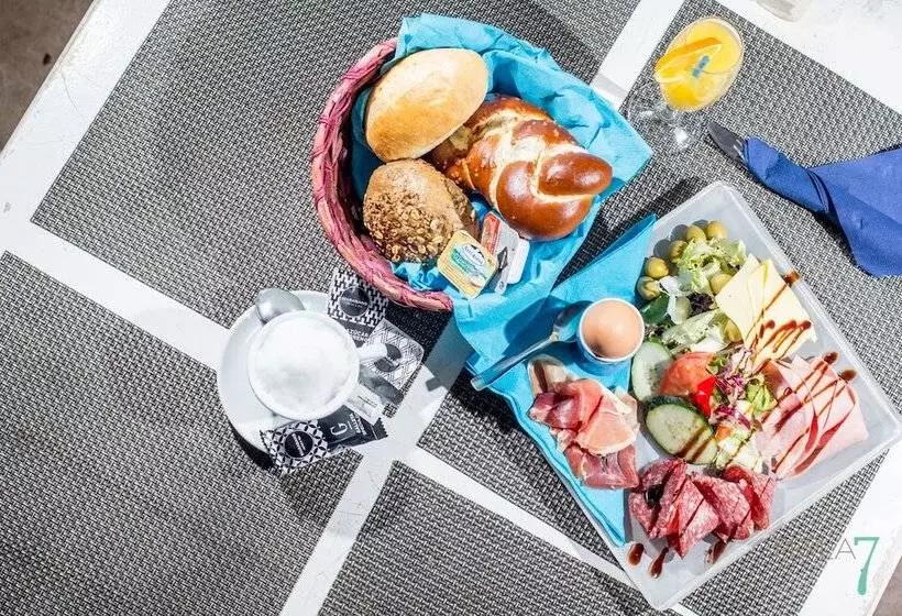 Perla Seven Apartments