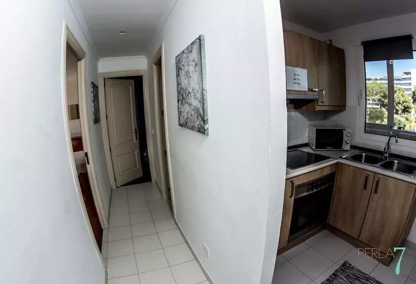 Perla Seven Apartments