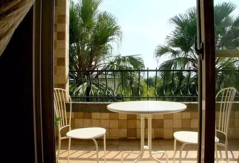 Suyen B&b