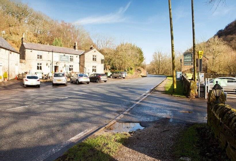 The Ladybower Inn