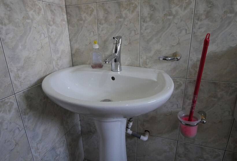 مبيت وإفطار Kofi Appiah Lodge