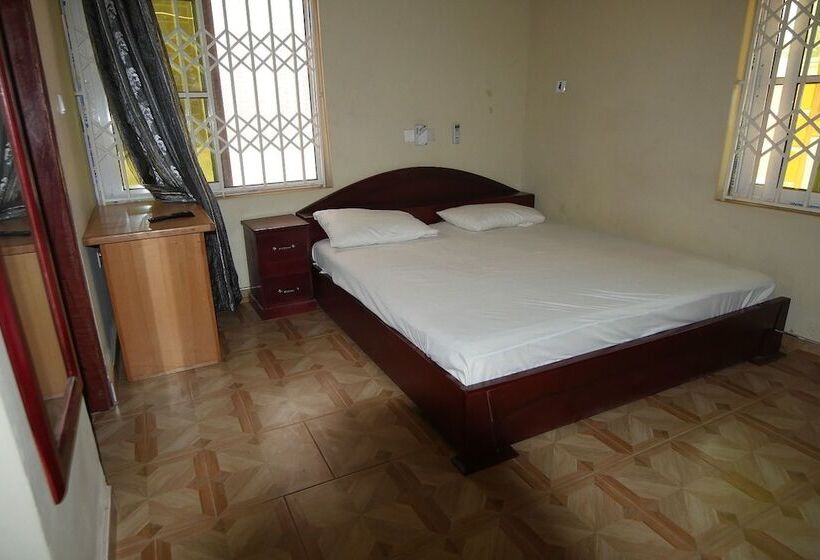 مبيت وإفطار Kofi Appiah Lodge