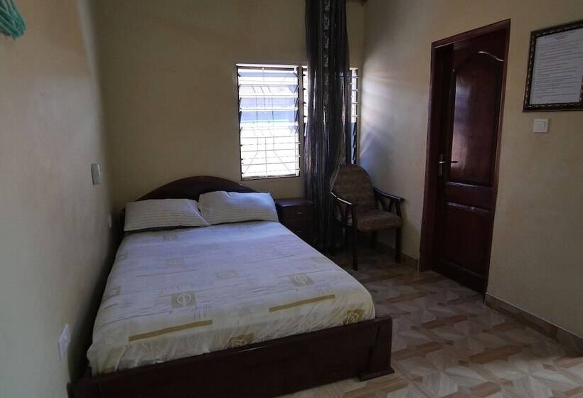 مبيت وإفطار Kofi Appiah Lodge