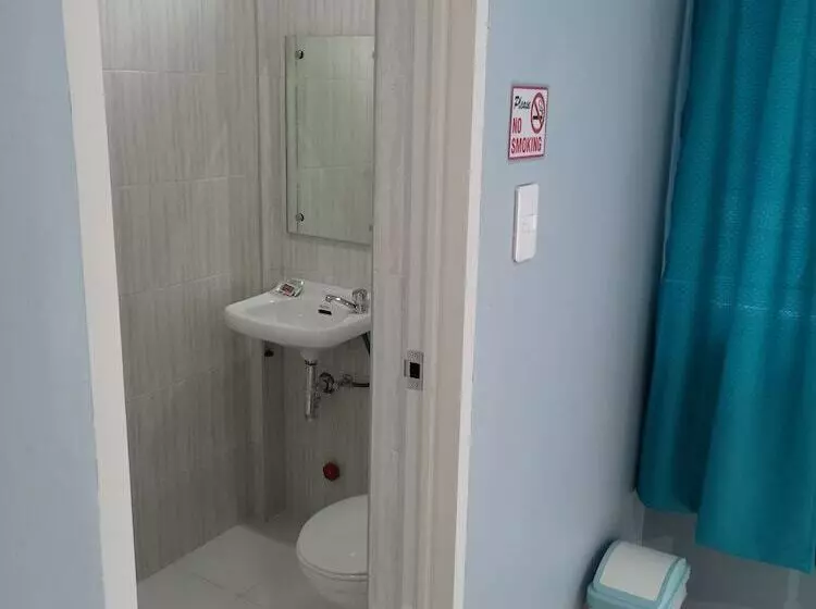 تختخواب و صبحانه Tropical Stay Accommodations