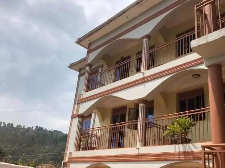 Bunyonyi Heights Inn