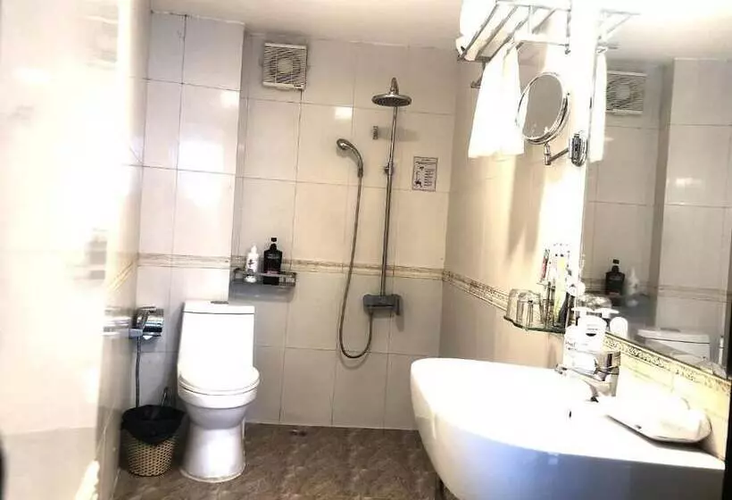 A25 Hotel   96 Hai Bà Trưng