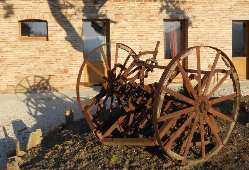 בית מלון כפרי L Isola Che Non C Era