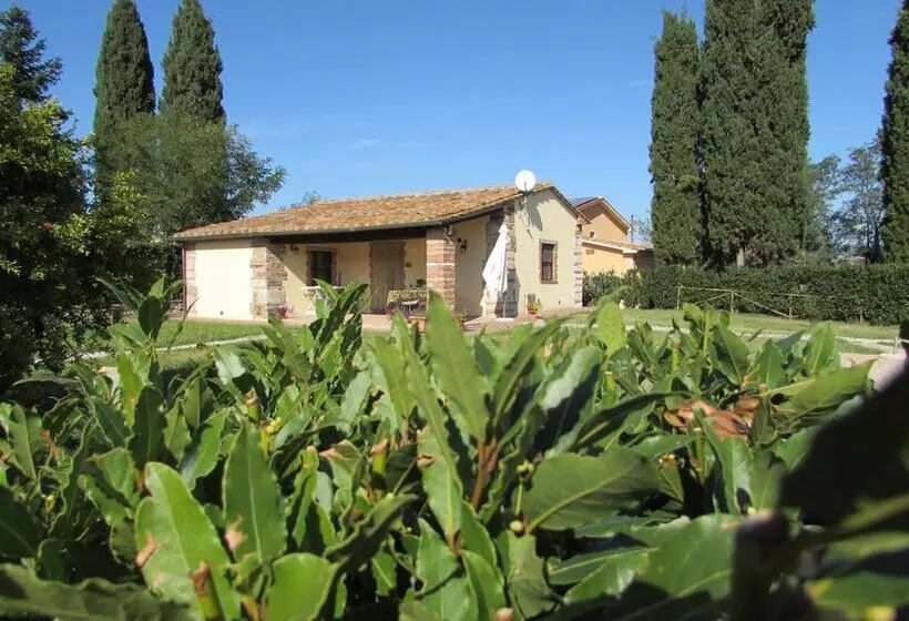 هتل Agriturismo Pretenzano