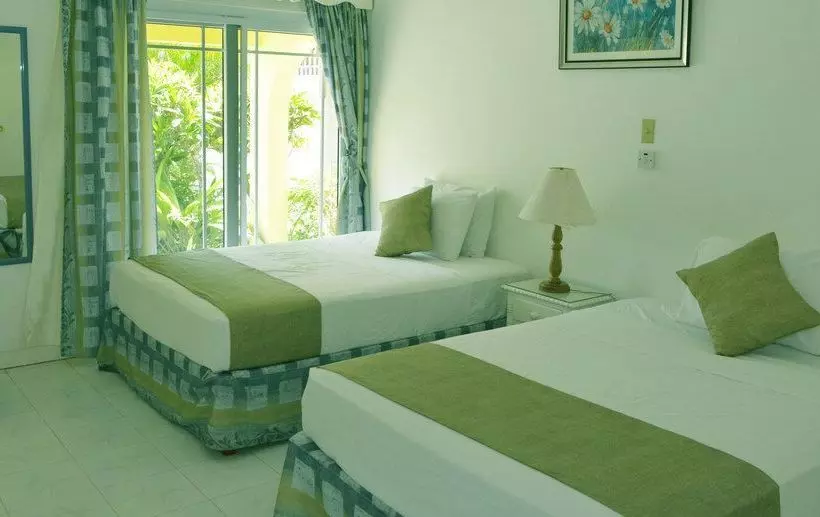 هتل Ayurveda Resort