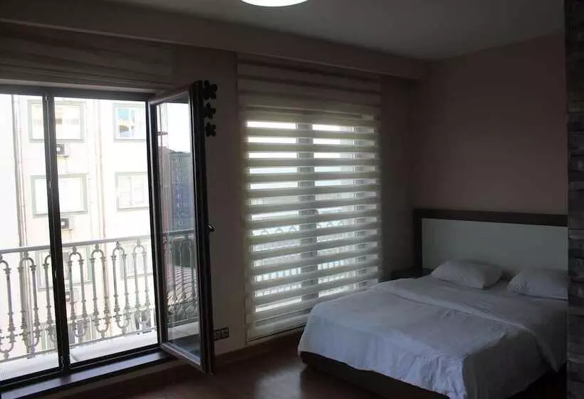 ホテル Ottoman Suites