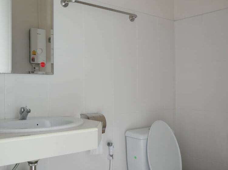 בית מלון כפרי Pattana Resort