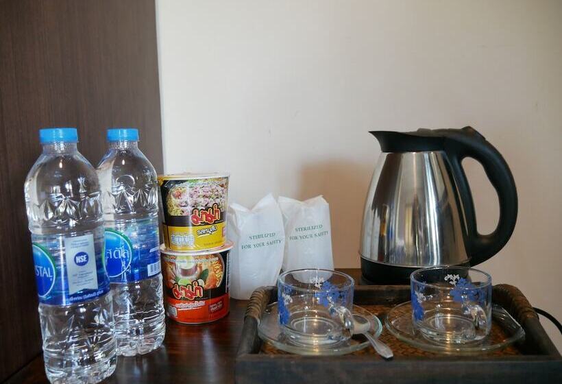 בית מלון כפרי Pattana Resort