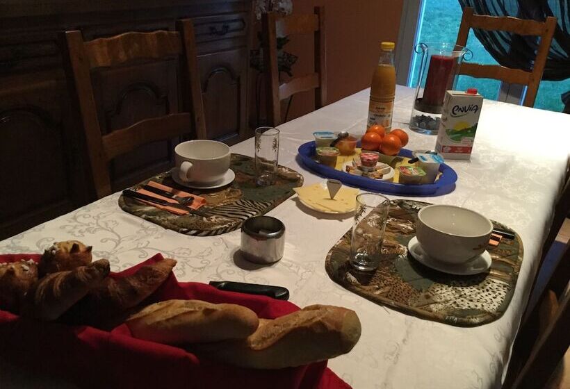 פנסיון Au Petit Nid De Valaine