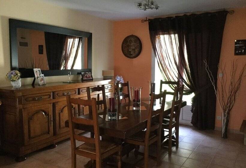 פנסיון Au Petit Nid De Valaine