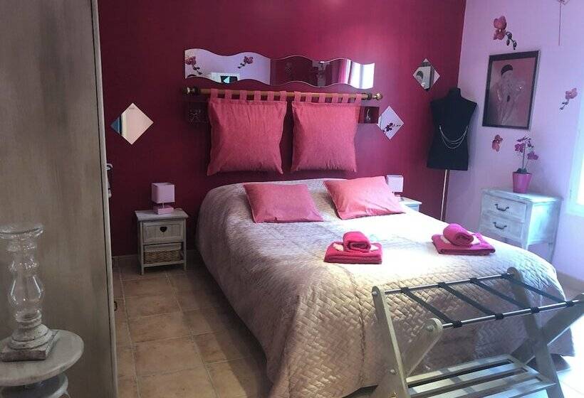 פנסיון Au Petit Nid De Valaine