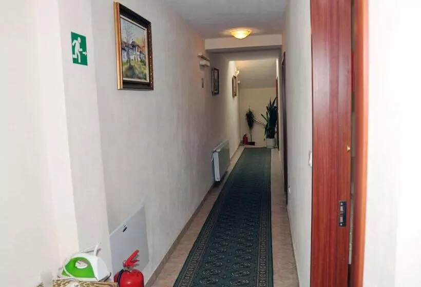 Majatalo Guesthouse Elizabeth