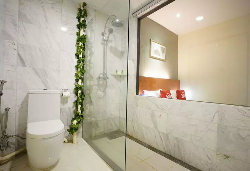 هتل Zen Rooms Changi Village