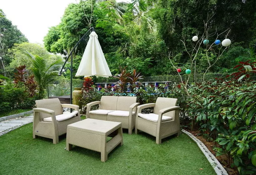 هتل Zen Rooms Changi Village