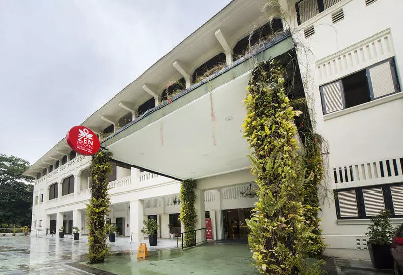 هتل Zen Rooms Changi Village