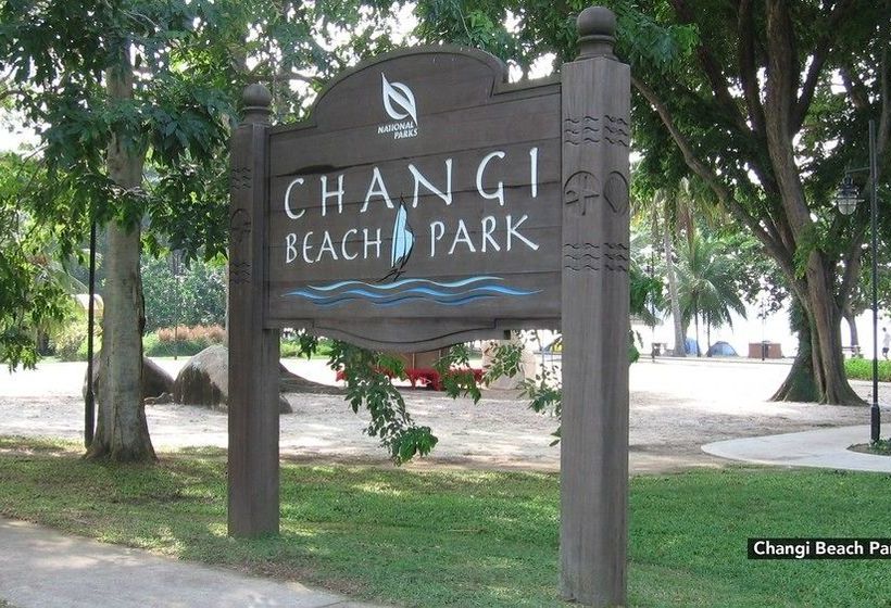 هتل Zen Rooms Changi Village