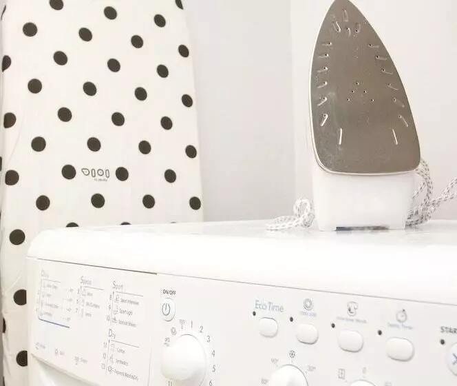 Cleyro Serviced Apartments   Finzels Reach