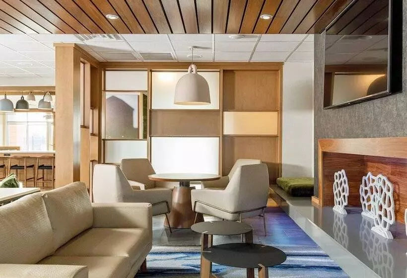 هتل Fairfield Inn & Suites By Marriott Salina