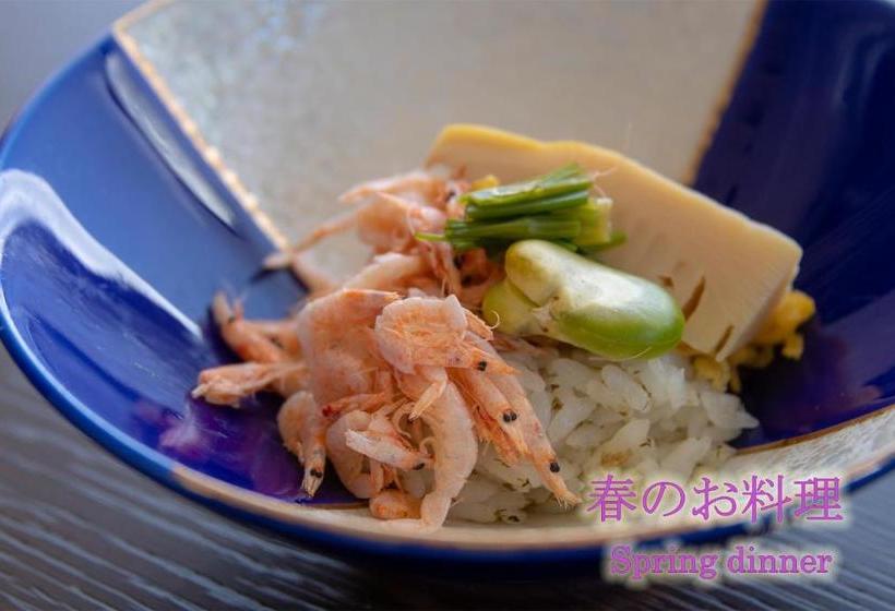 هتل Nikko Chuzenjiko Onsen  Hanaan