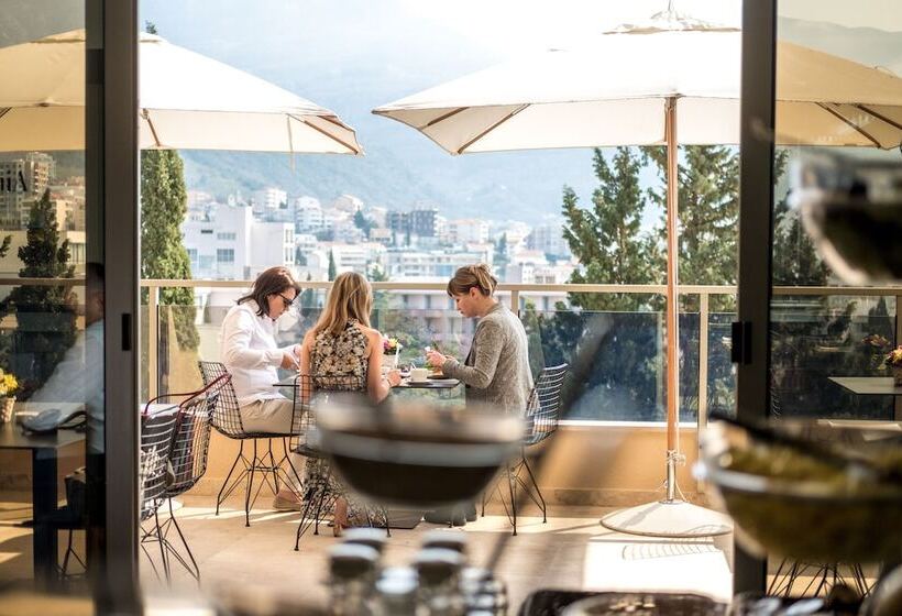 Hotel Harmonia by Dukley