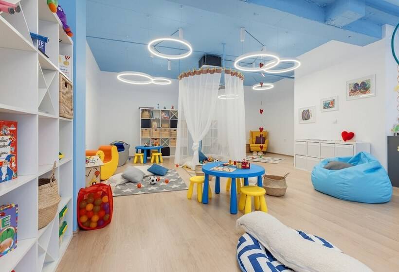 Hotel Harmonia by Dukley