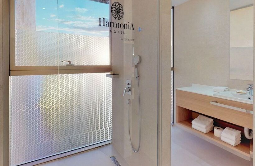 Hotel Harmonia by Dukley