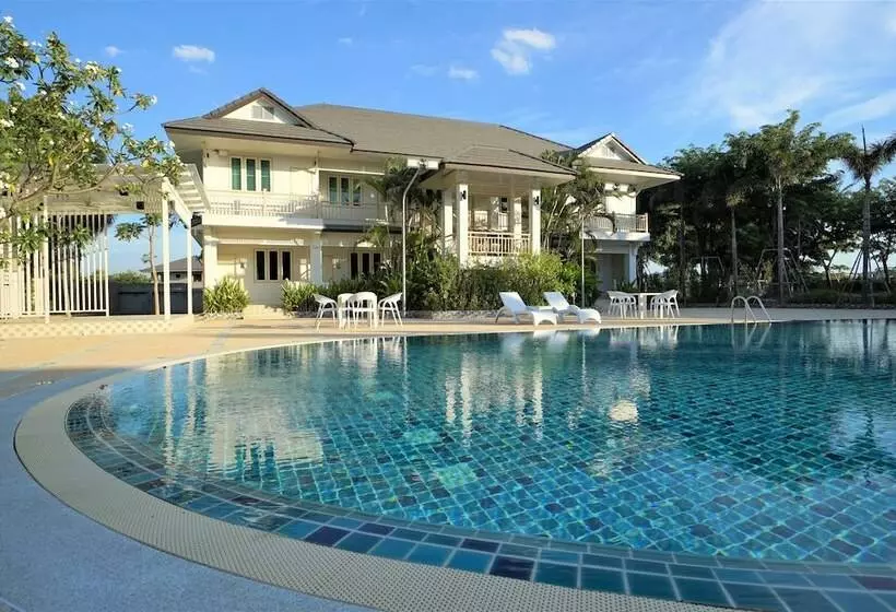 هتل Leelawadee Resort Saraburi