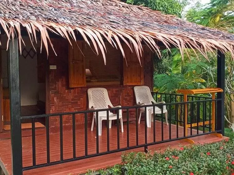 ホテル Mookies Bungalows