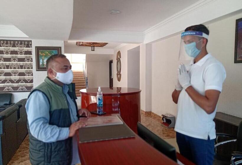 ホテル Regenta Resort Mars Valley View Shoghi