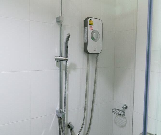 هتل The Canal Ratchaburi