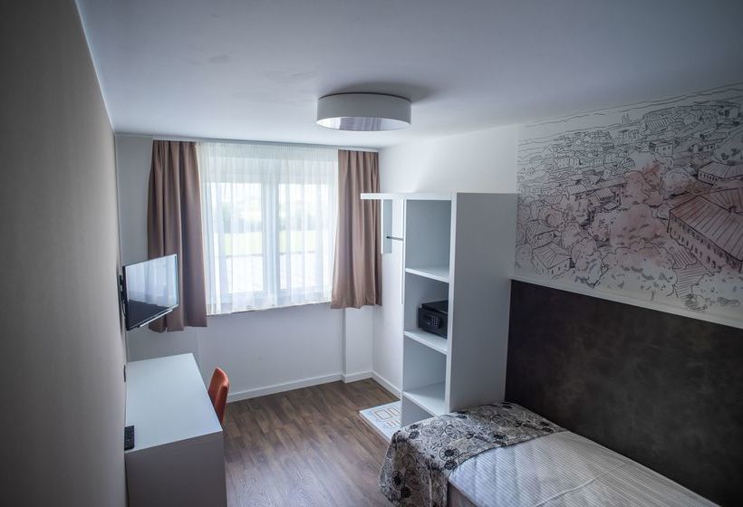 בית מלון כפרי Time