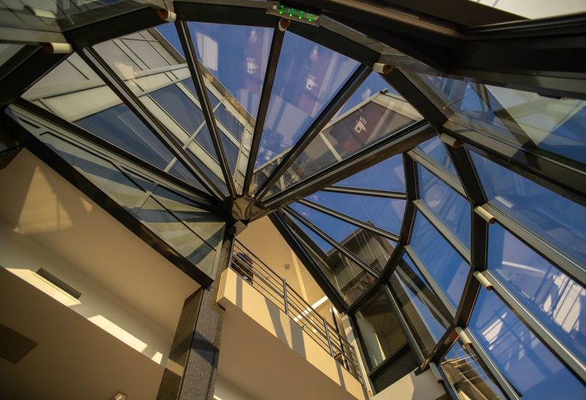 בית מלון כפרי Time