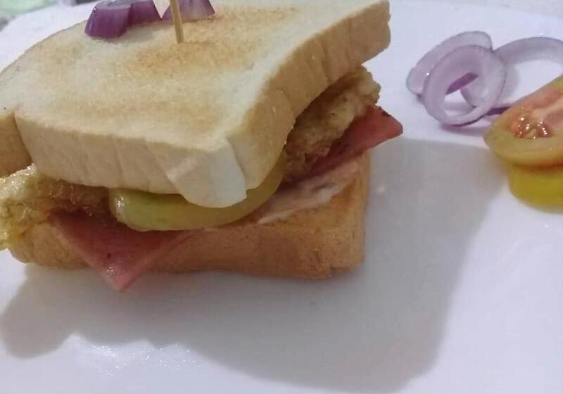 Otel Westcoast Guest House