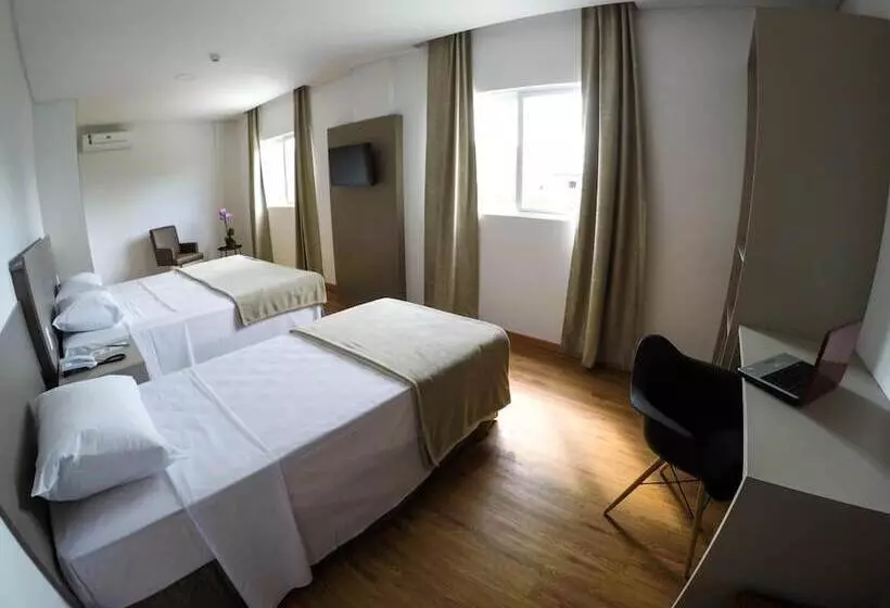 Tri Hotel São João Batista