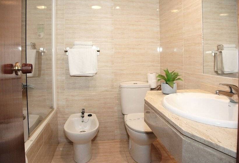 هتل Apartamentos Apal Chinasol