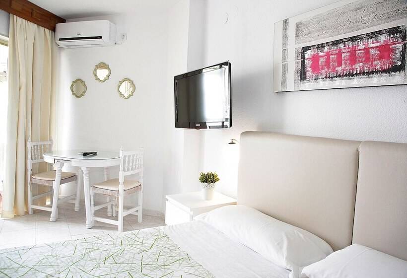 هتل Apartamentos Apal Chinasol