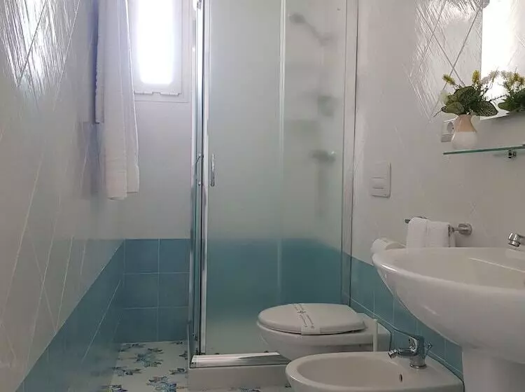 Hotelli B&b Riva Delle Donne