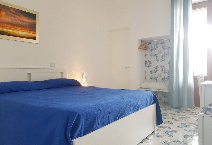 Отель B&b Riva Delle Donne