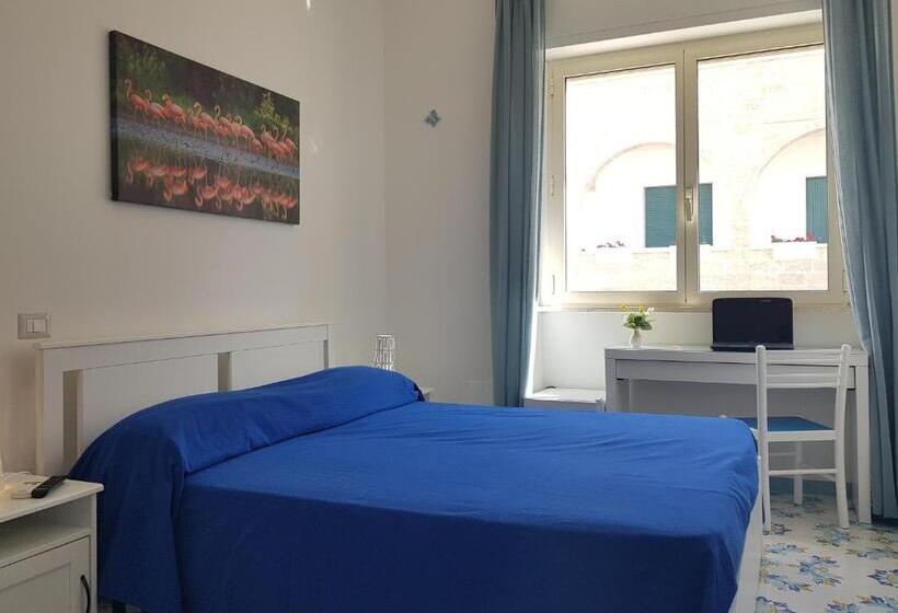 Отель B&b Riva Delle Donne