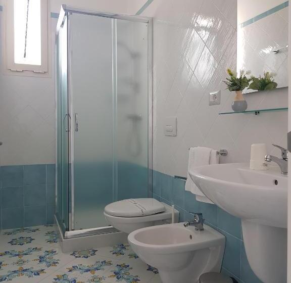 Отель B&b Riva Delle Donne